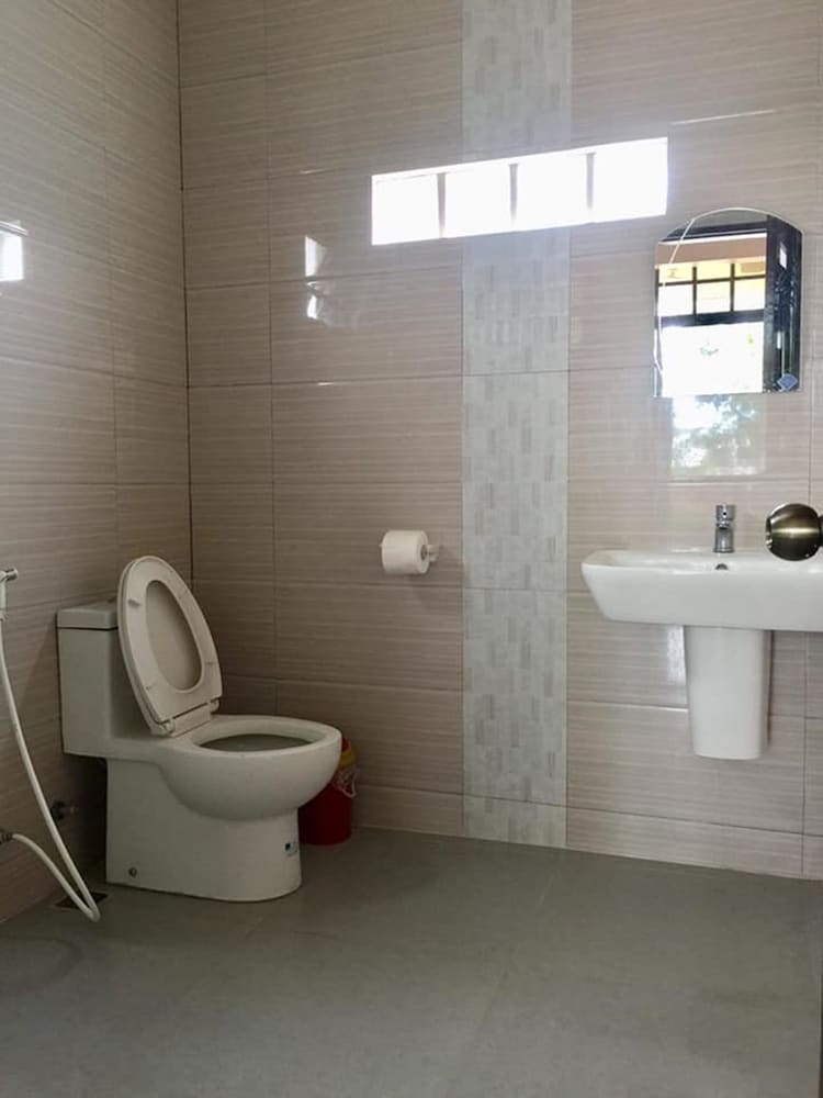 2 Bedrooms photo 2