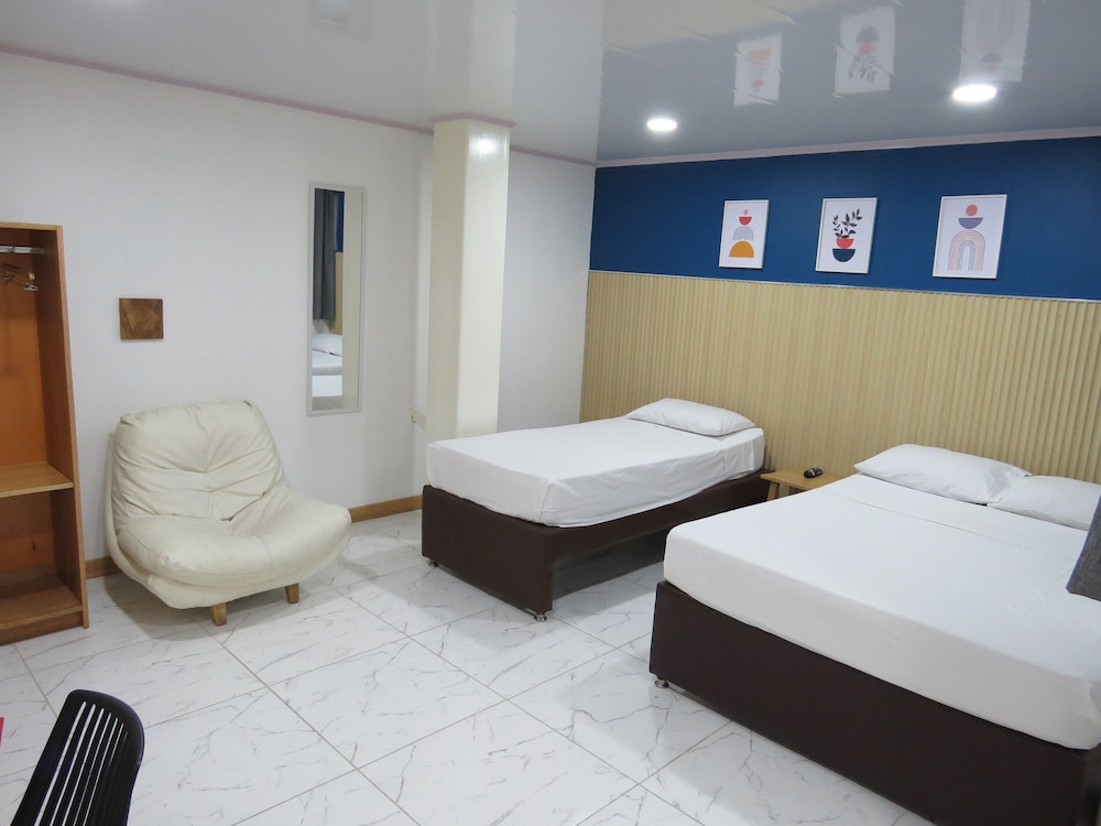Classic Triple Room
