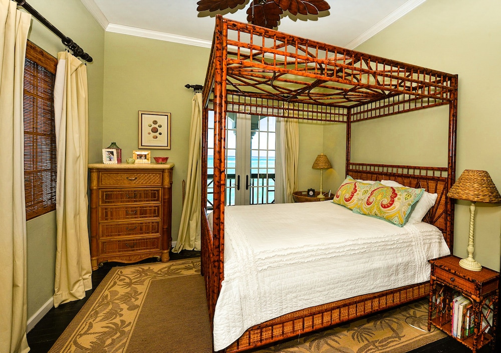 Luxury Villa, 3 Bedrooms, Beach View, Oceanfront photo 2