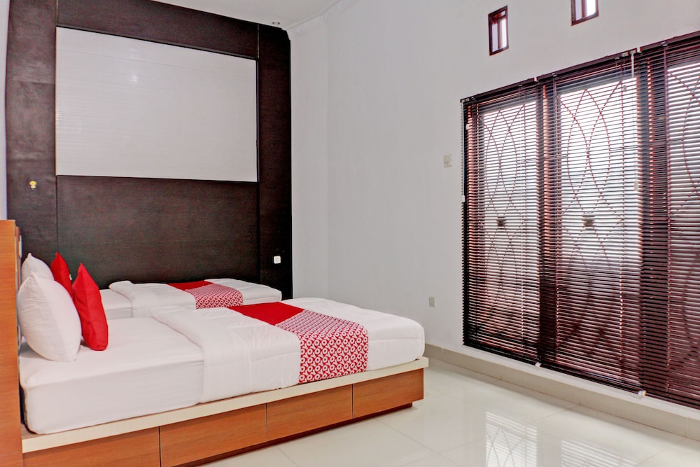 Deluxe Twin Room photo 3