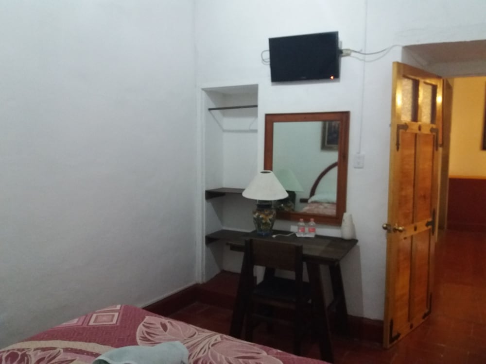 Standard Double Room, Private Bathroom photo 3