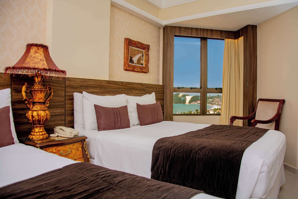 Standard Room, 1 King Bed, Non Smoking, Oceanfront - Photo 1