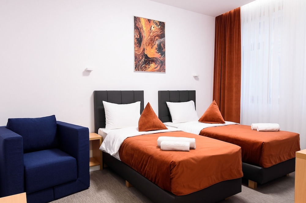 Superior Twin Room photo 2
