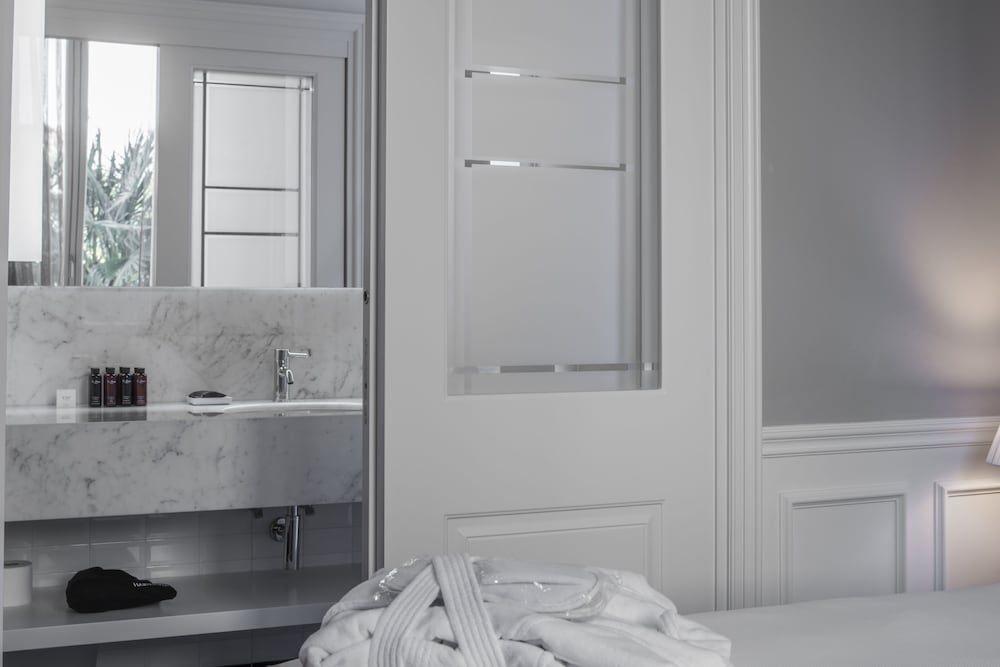 Suite Junior, vista cortile con accesso Spa - Photo 6