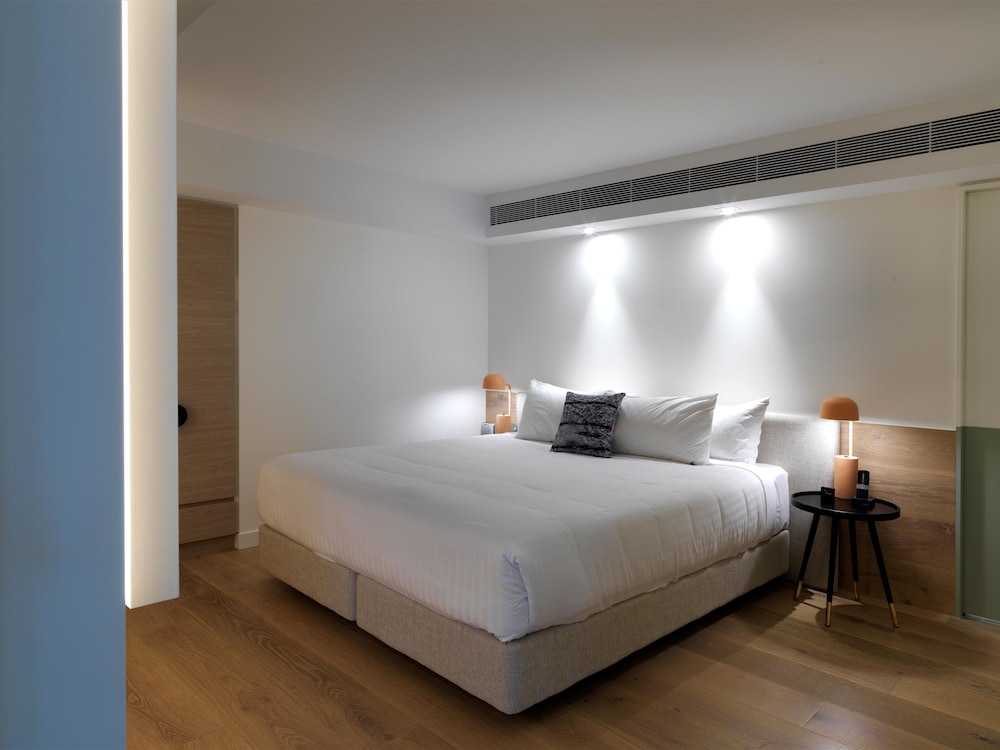 QT Atrium Suite thumbnail 5