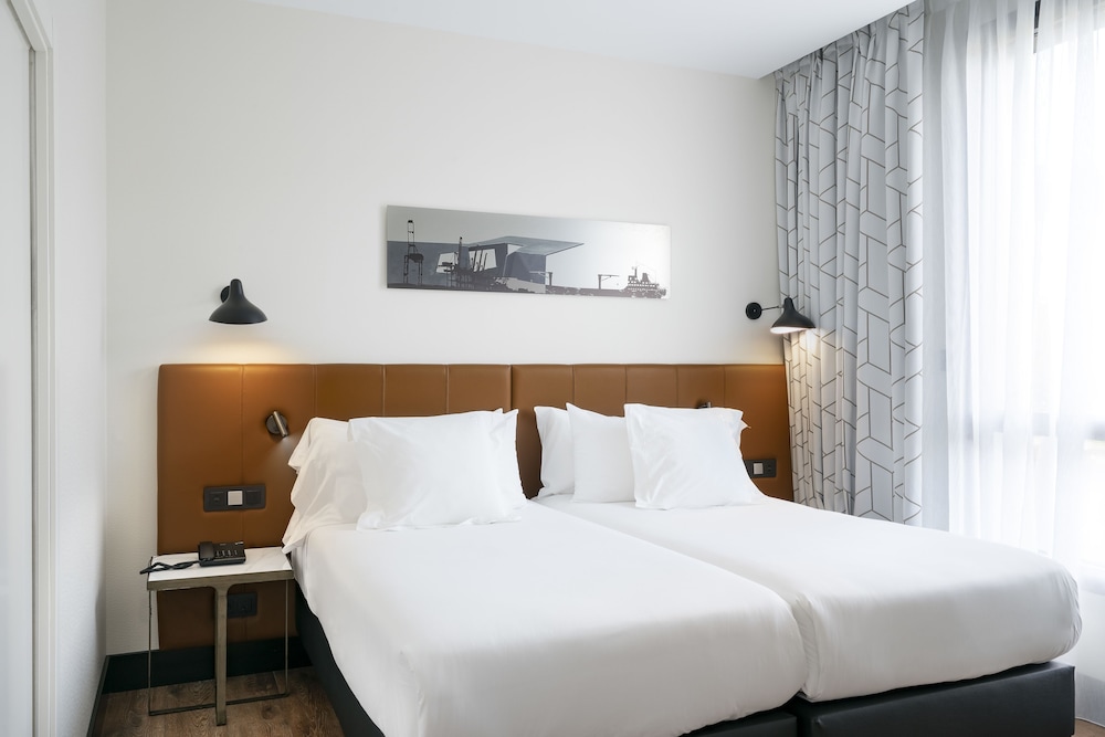 Junior Suite, River View (Single use) - Photo 1