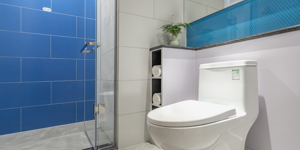 Standard Room, Multiple Beds (Extra Floor Space) photo 3