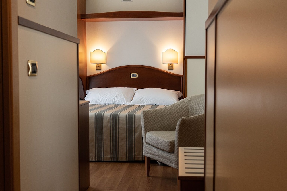 Superior Single Room photo 2