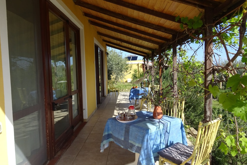 Family Bungalow, Kitchenette, Annex Building (Rosmarino 6) photo 3