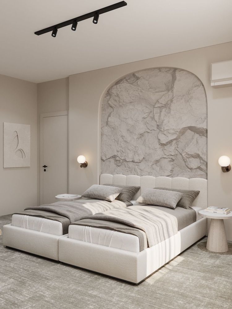 Budget Double Room Basement photo 1