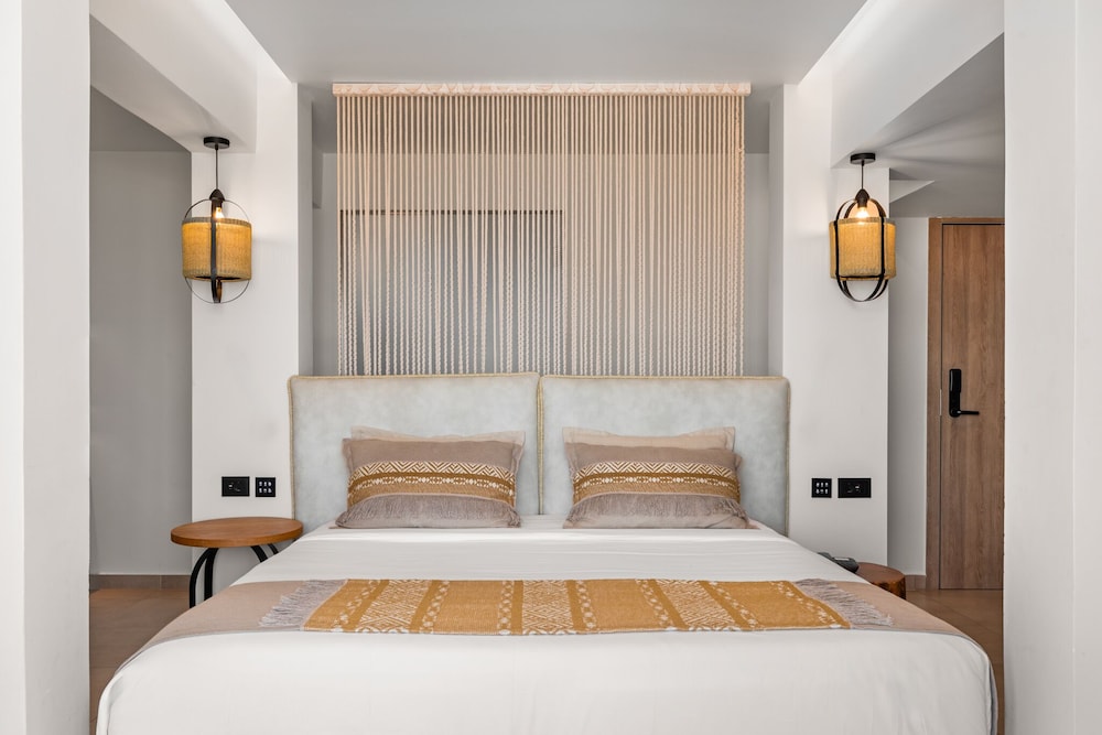 Lifestyle Suite Pool - Direct Sea View