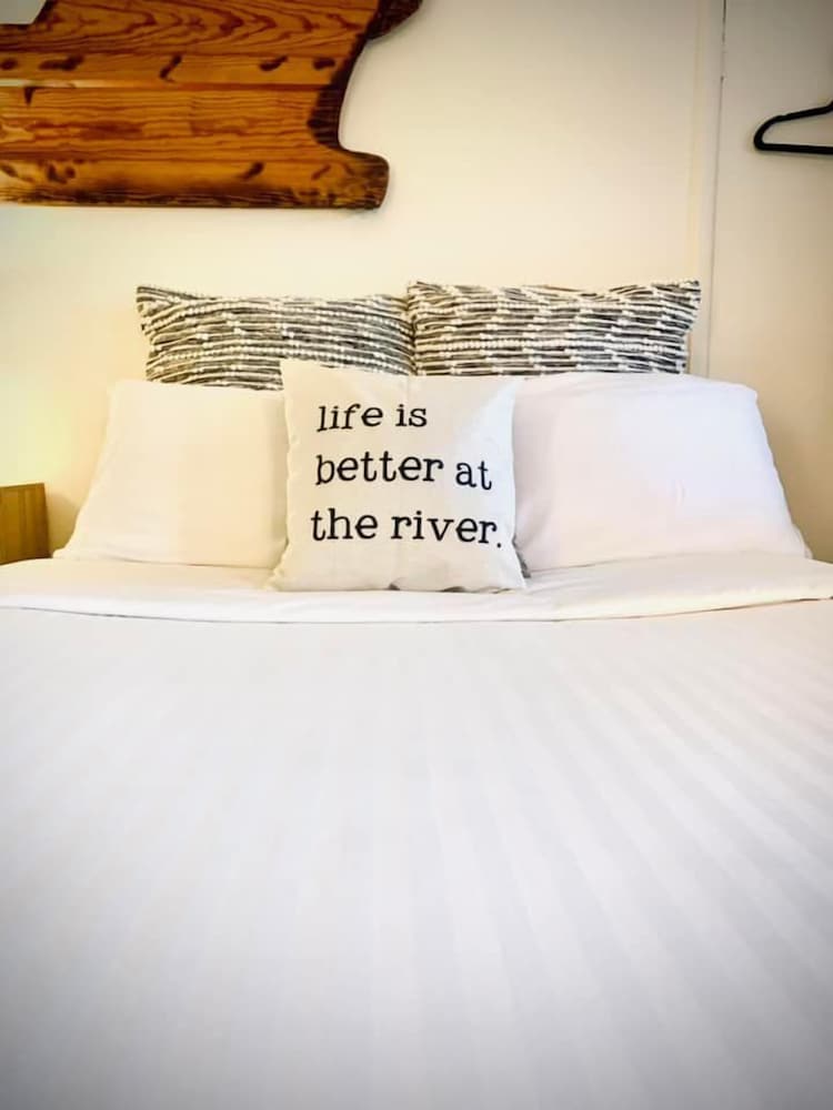 Standard Room, Multiple Beds photo 2