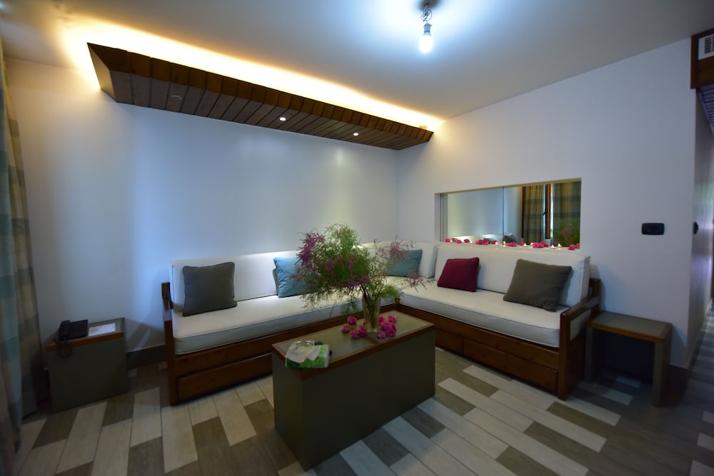 Deluxe Suite, 1 Bedroom, Sea View photo 3