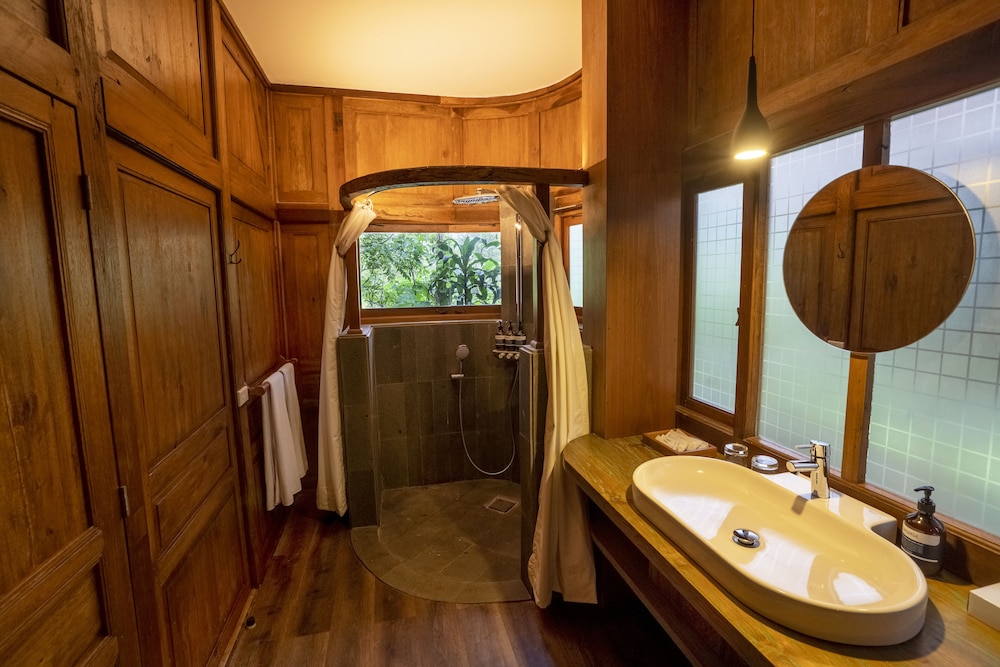 Deluxe Double or Twin Room - Photo 3