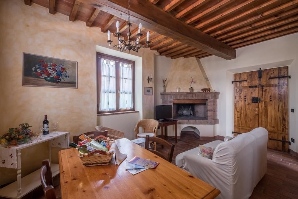 Deluxe House, 2 Bedrooms, Patio, Garden Area