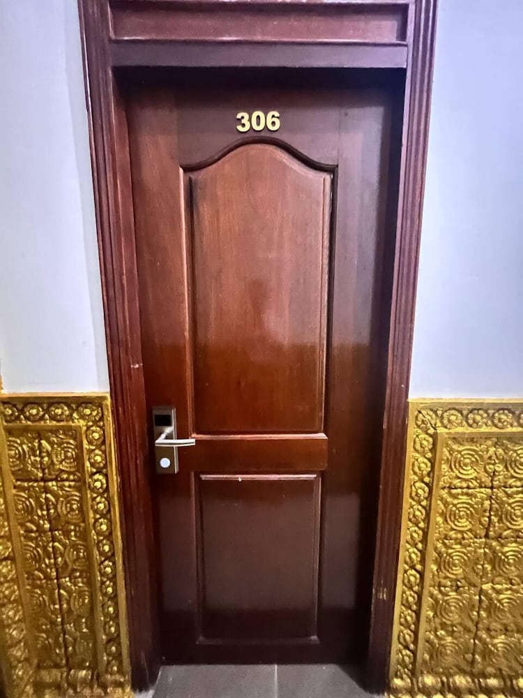 Classic Twin Room - Photo 9