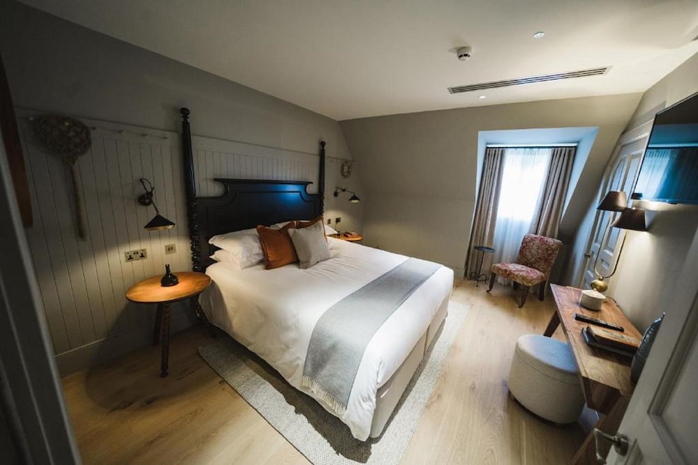 Suite (Wellington Lodge) photo 3
