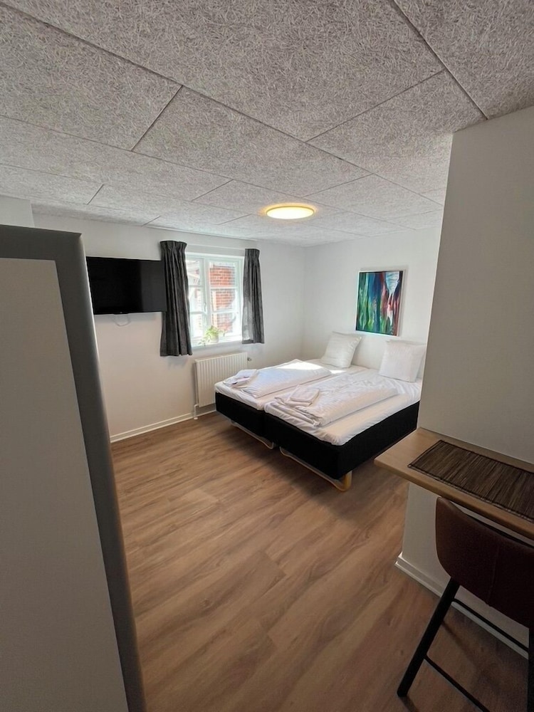 City Quadruple Room photo 1