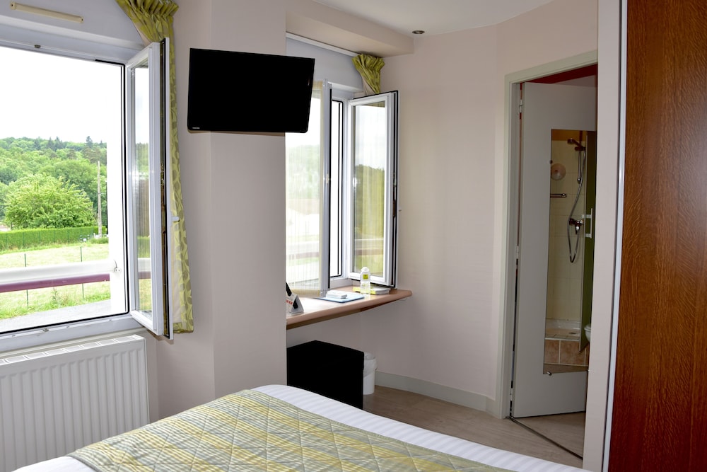 Standard Double Room - Photo 5