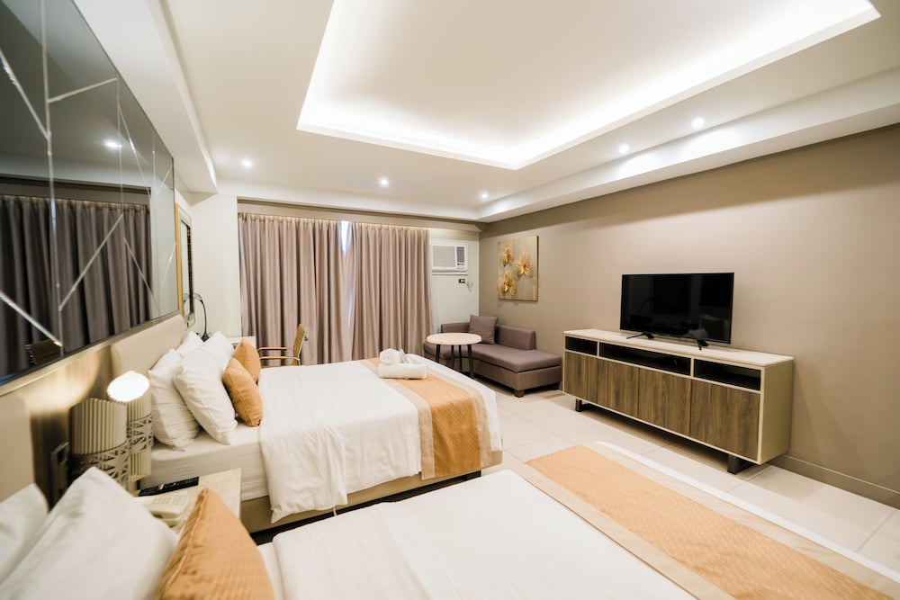 Premium Twin Room - Photo 2