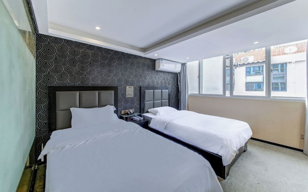 Superior Quadruple Room