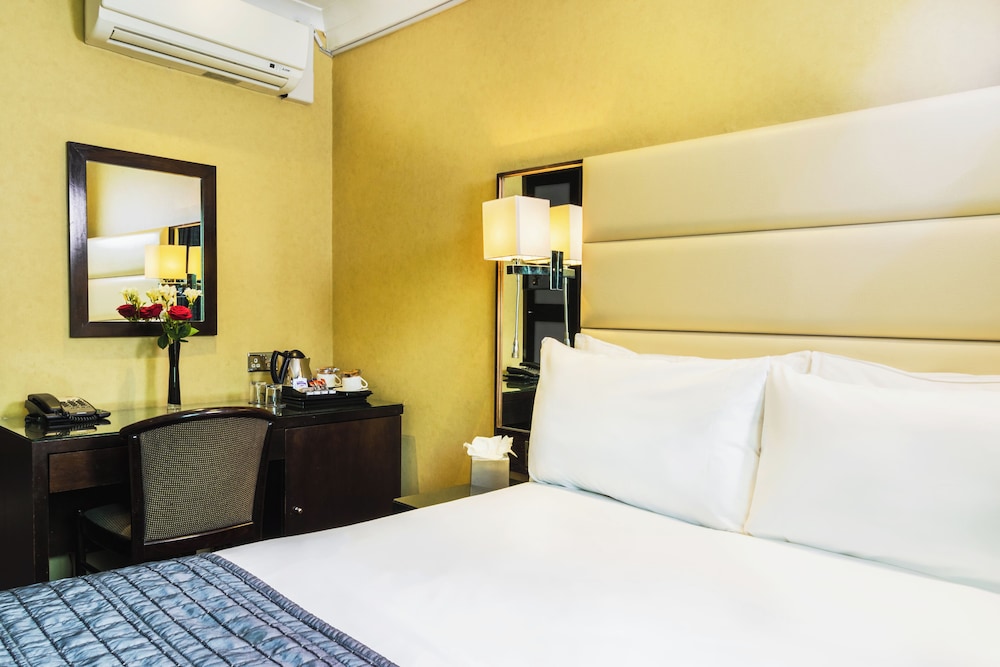 Economy Double Room photo 2