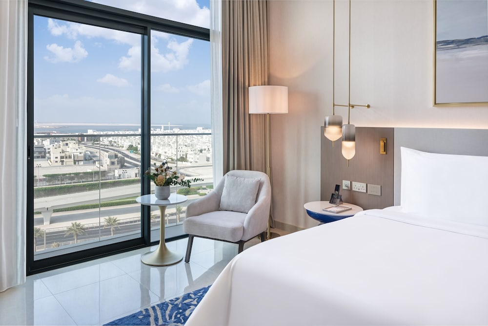 Deluxe Room, 1 King Bed, City View - Photo 6
