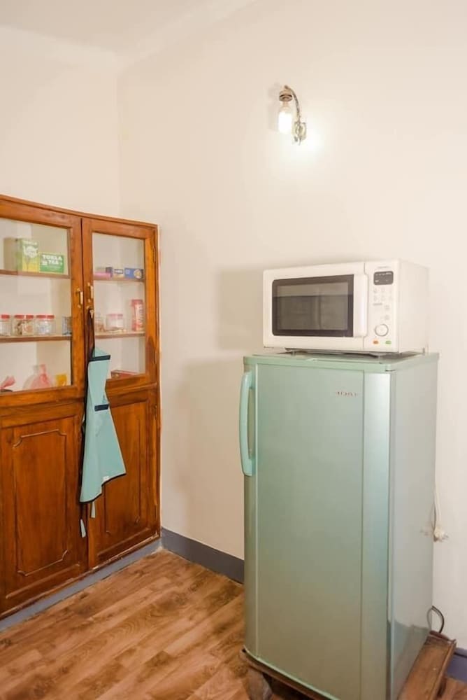 Traditional Studio Suite, 5 Bedrooms, Garden View photo 2