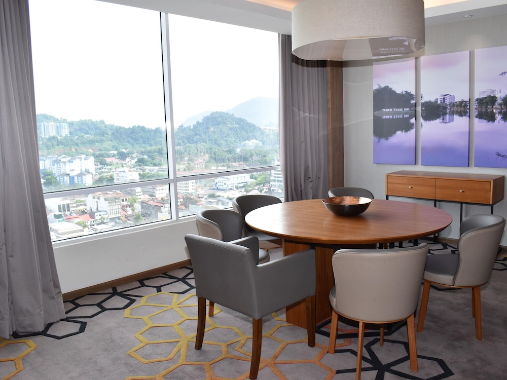 Presidential Suite, 1 King Bed photo 3