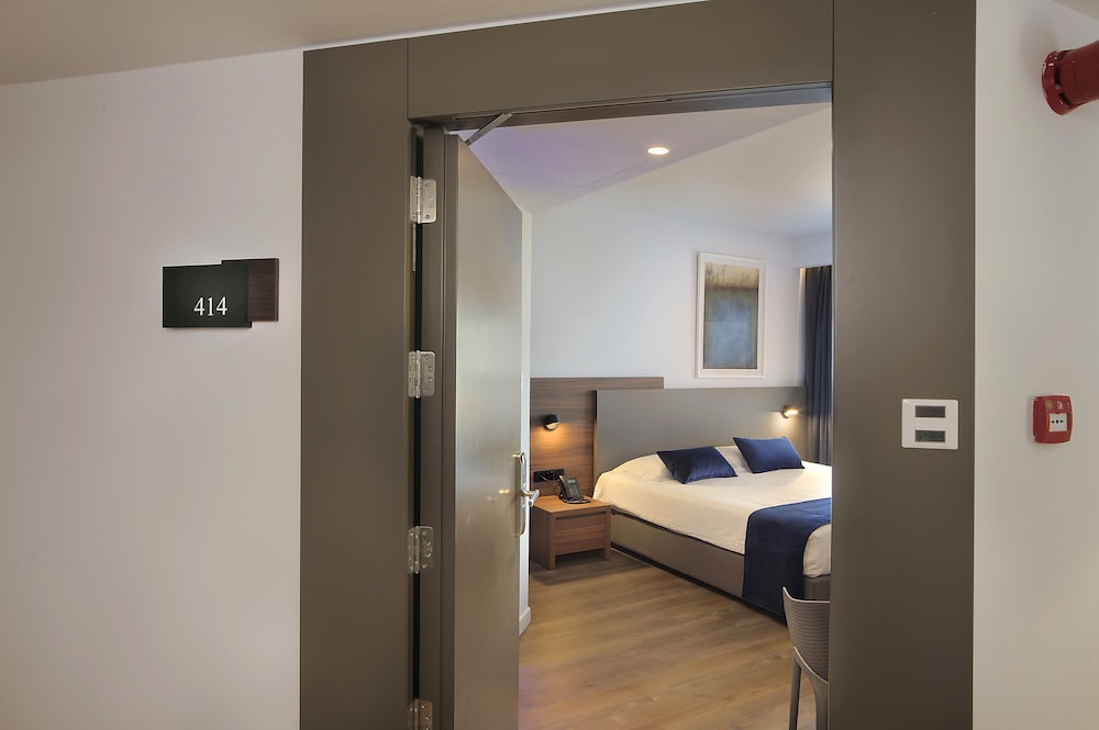 Superior Room, Mountain View