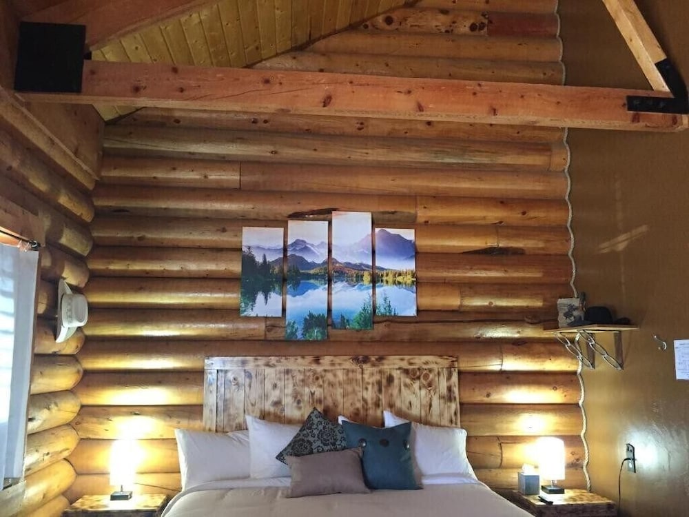 Double Room, Ensuite (5 - Ponderosa Suite) photo 3
