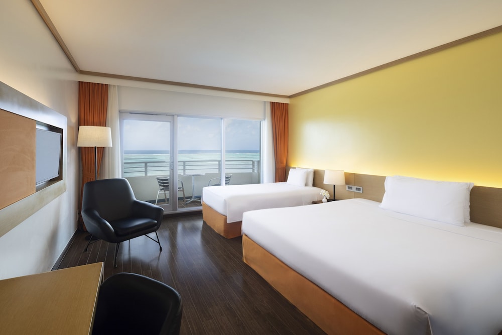 Royal Deluxe Room, Ocean view