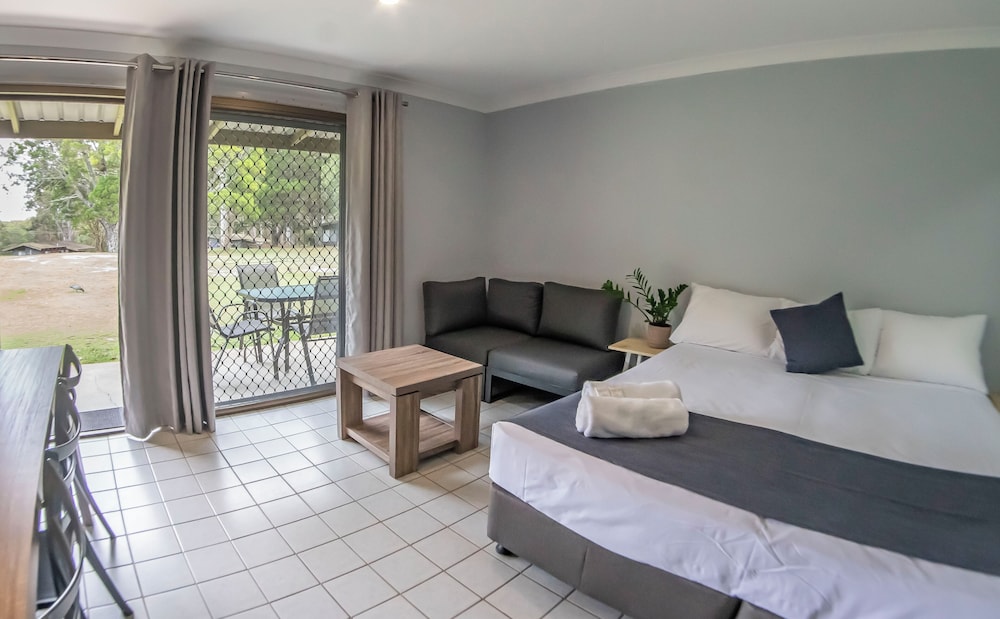 Standard Apartment, 2 Bedrooms, Non Smoking, Kitchenette (Lakeview Room 2 Nights) photo 2