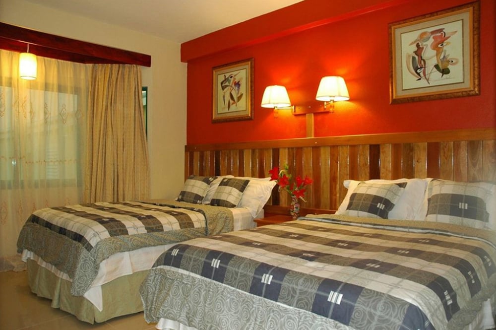 Premium Double Room, 2 Double Beds photo 2