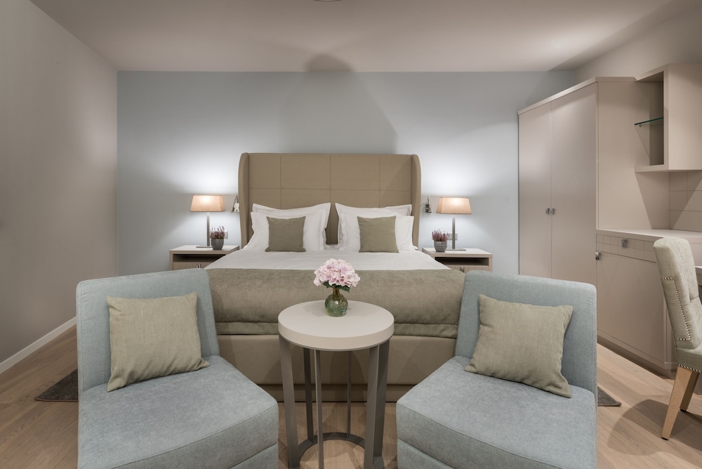 Superior Double or Twin Room, 1 King Bed