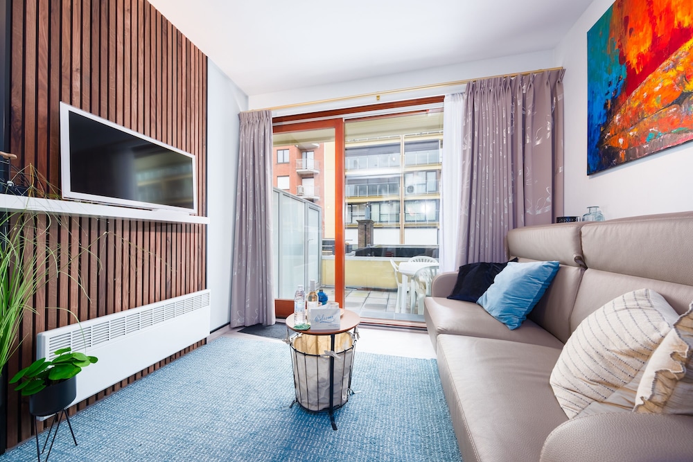 Standard Studio (Westend Palace)