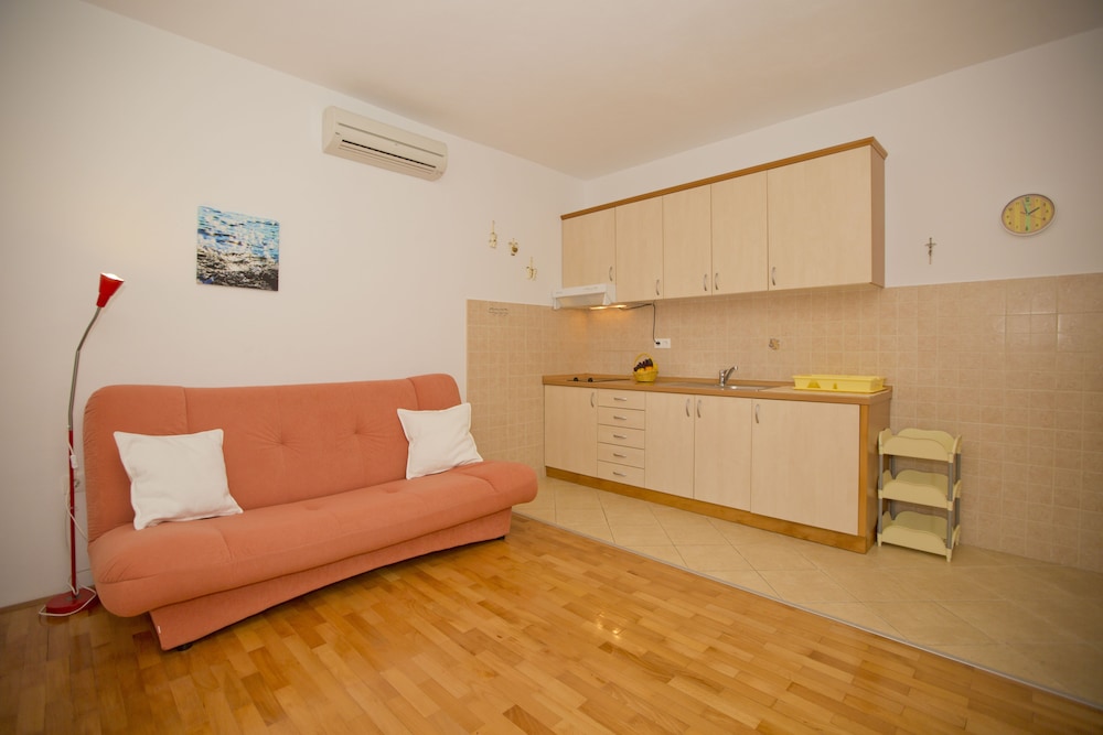 Family Apartment, Partial Ocean View photo 2