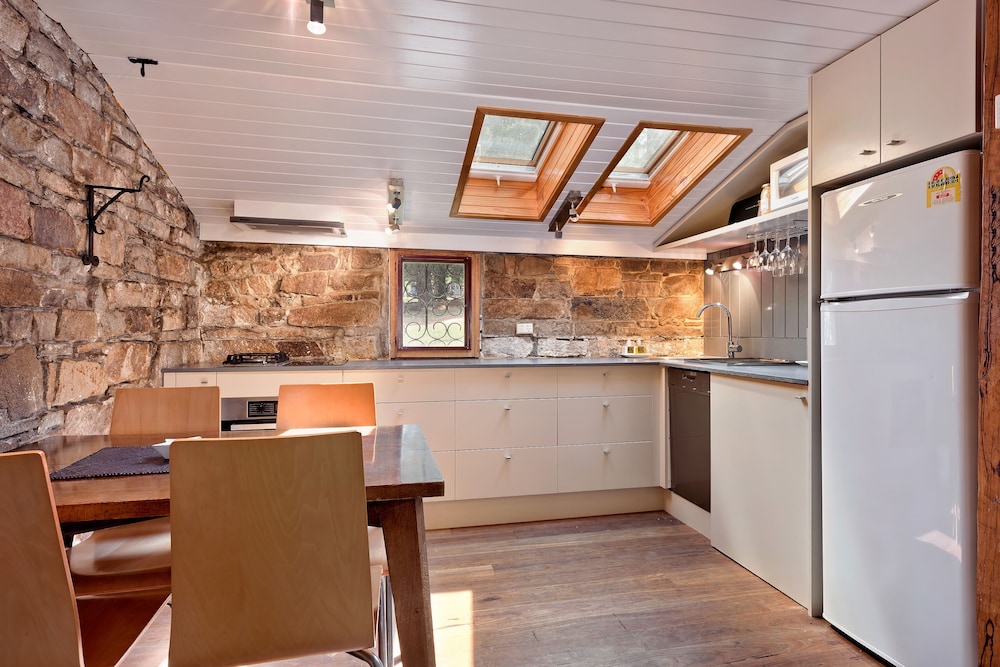 Exclusive Cottage, 2 Bedrooms photo 3