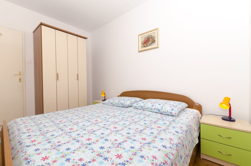 Apartment (A3)