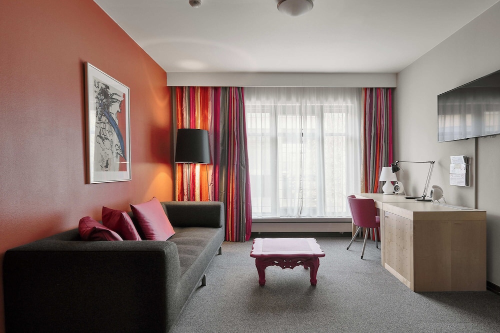 Suite,  Non Smoking - Photo 3