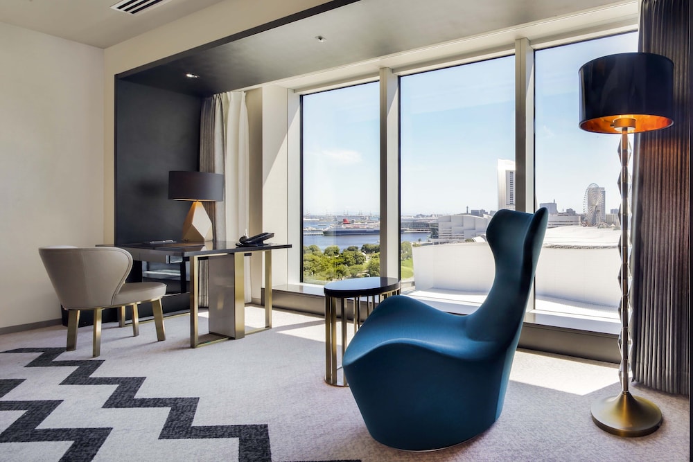 Premium Suite Twin, Non Smoking - Photo 8