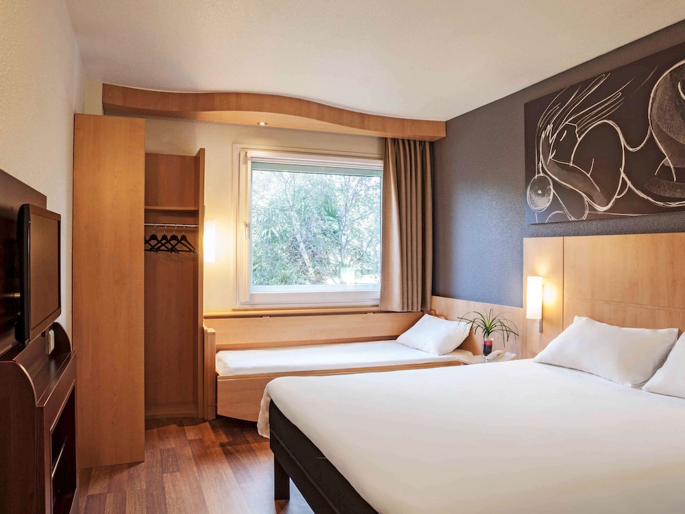Room, Multiple Beds photo 3