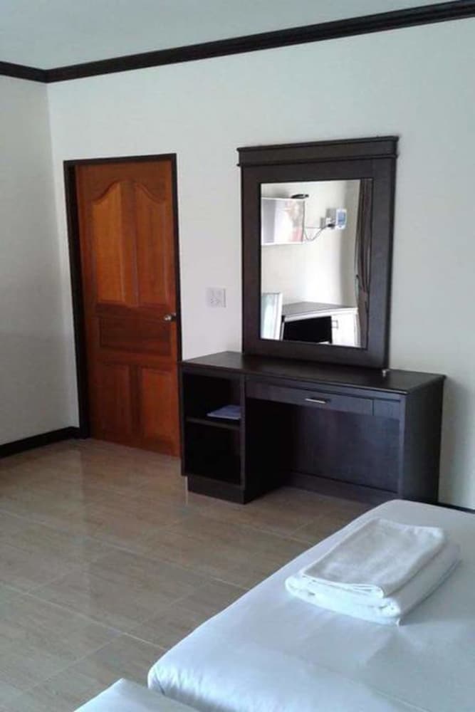 Standard Twin Room photo 3
