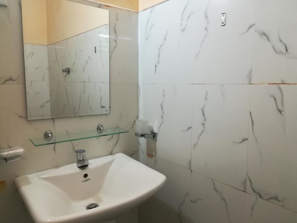 Deluxe Triple Room photo 3