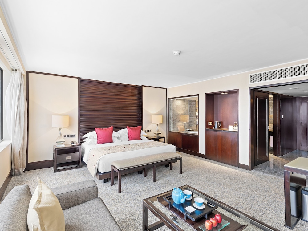 Deluxe Room, 1 King Bed
