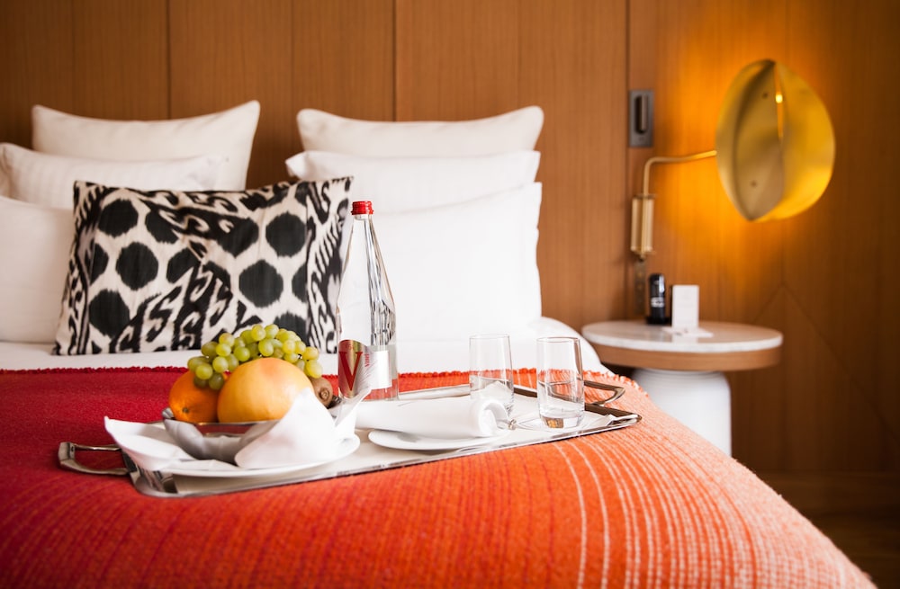 Prestige Room