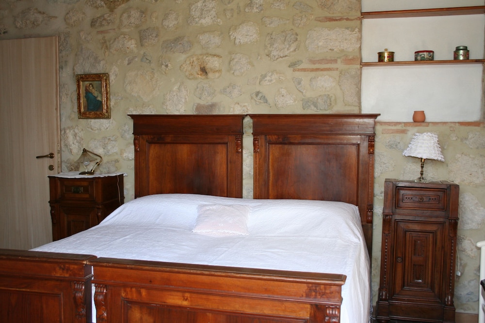 Apartment, Multiple Beds