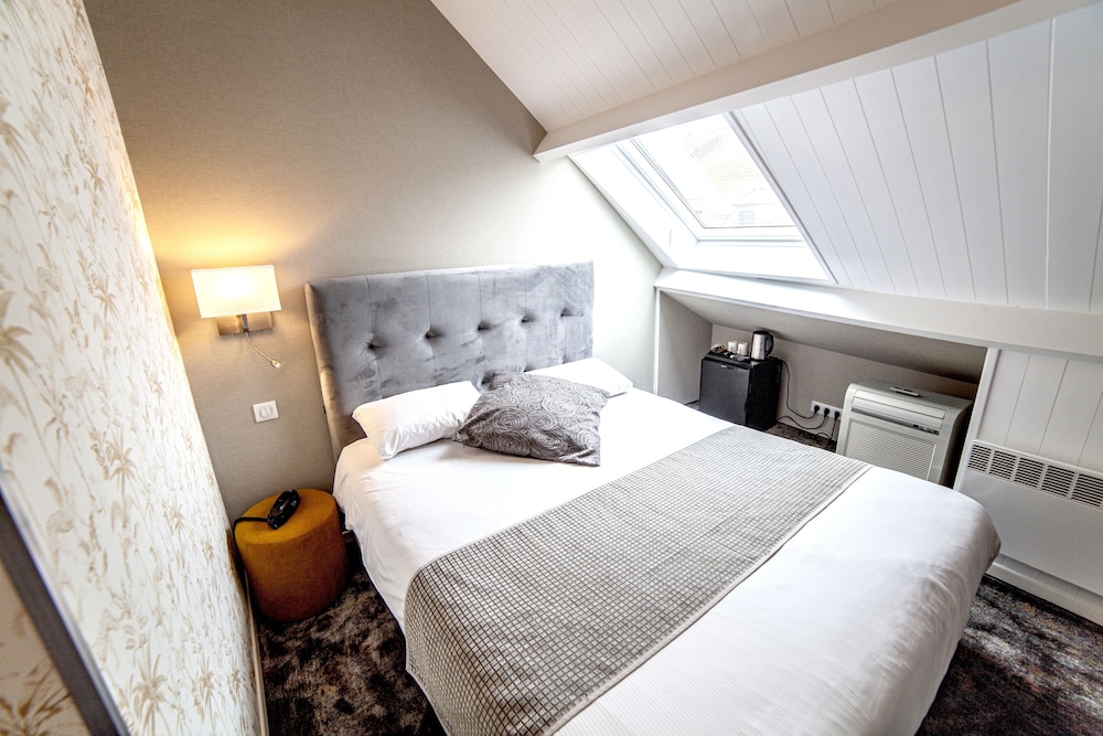 Standard Room, 1 Bedroom, Private Bathroom photo 3