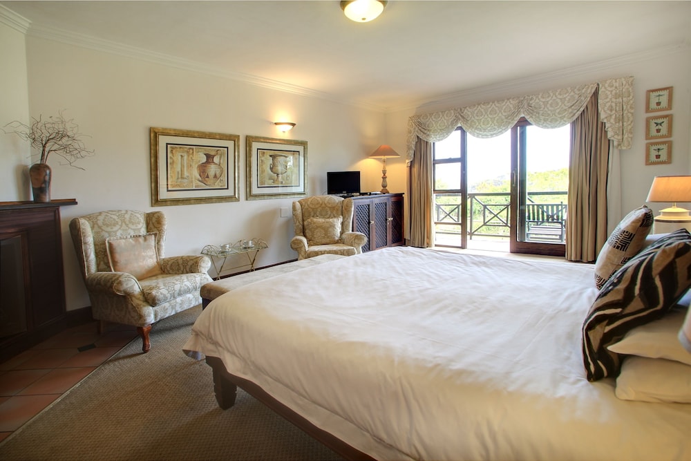 Deluxe Room - Photo 16