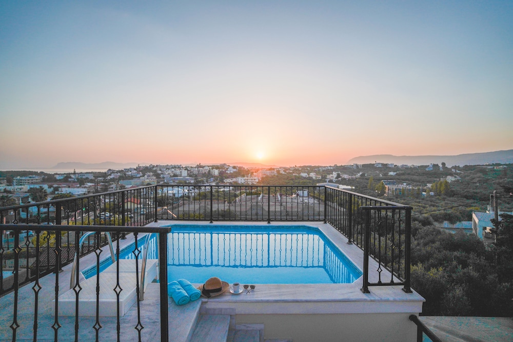 Deluxe Suite, 2 Bedrooms, Private Pool